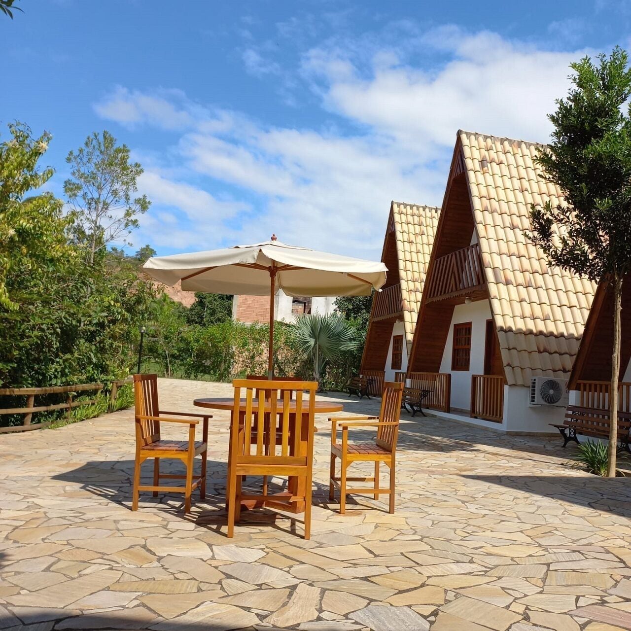 43-inch Smart TV with cable channels, Netflix, streaming services