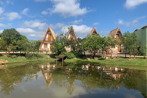 43-inch Smart TV with cable channels, Netflix, streaming services