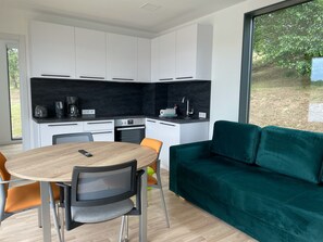 Imagen sin descripción, 3 de 20, botón