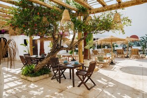 Terrace/patio - La Bohemia del Rio Hostal Boutique - Adults Only (Santa Eulalia del Rio)