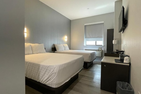 Deluxe Double Room, 2 Double Beds | Egyptian cotton sheets, premium bedding, down comforters, pillowtop beds