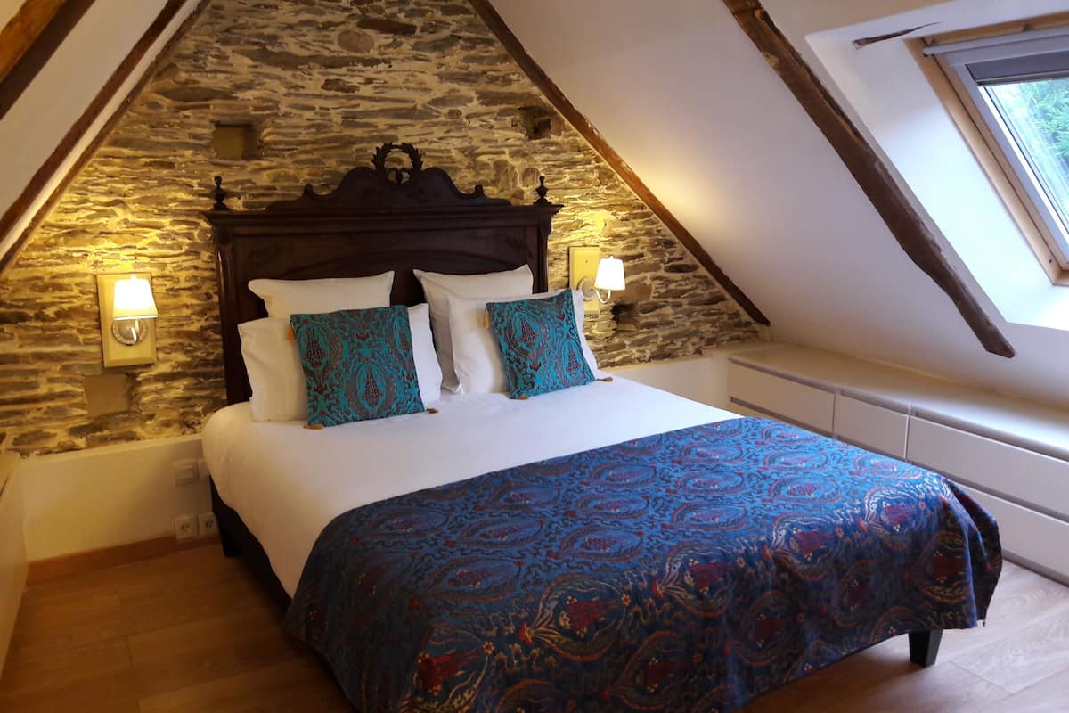 Design Apartment, 2 Bedrooms, Balcony, Garden View | WiFi (free), individually decorated, individually furnished, bed sheets