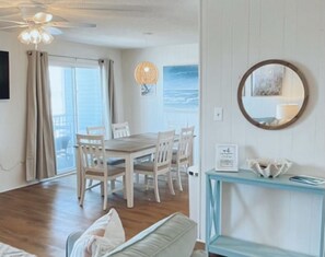 Smart TV, altoparlanti intelligenti, impianto stereo