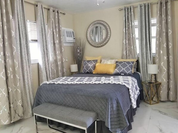 1 chambre, fer et planche à repasser, Wi-Fi, draps fournis