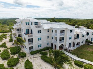Exterior - Beautiful 2 bed/2 bath Ocean view  - TripAdvisor winner 2016,2017,2018 and 2019! (Wheeland Settlement)