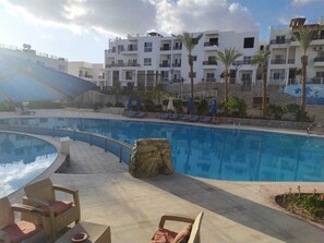 Utomhuspool