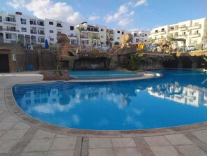 Utomhuspool