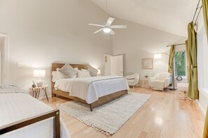 5 habitaciones, cuna de viaje, wifi y ropa de cama 