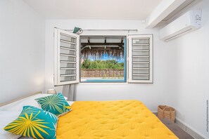 5 bedrooms, travel cot, WiFi, bed sheets - Un séjour idéal à découvrir  (SAINTE ANNE)