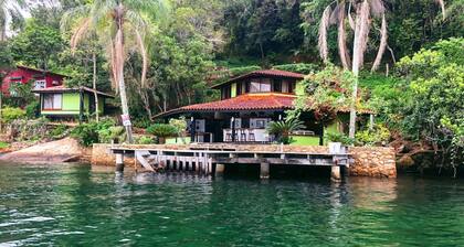 6 Bedroom Private vacation home in Angra dos Reis