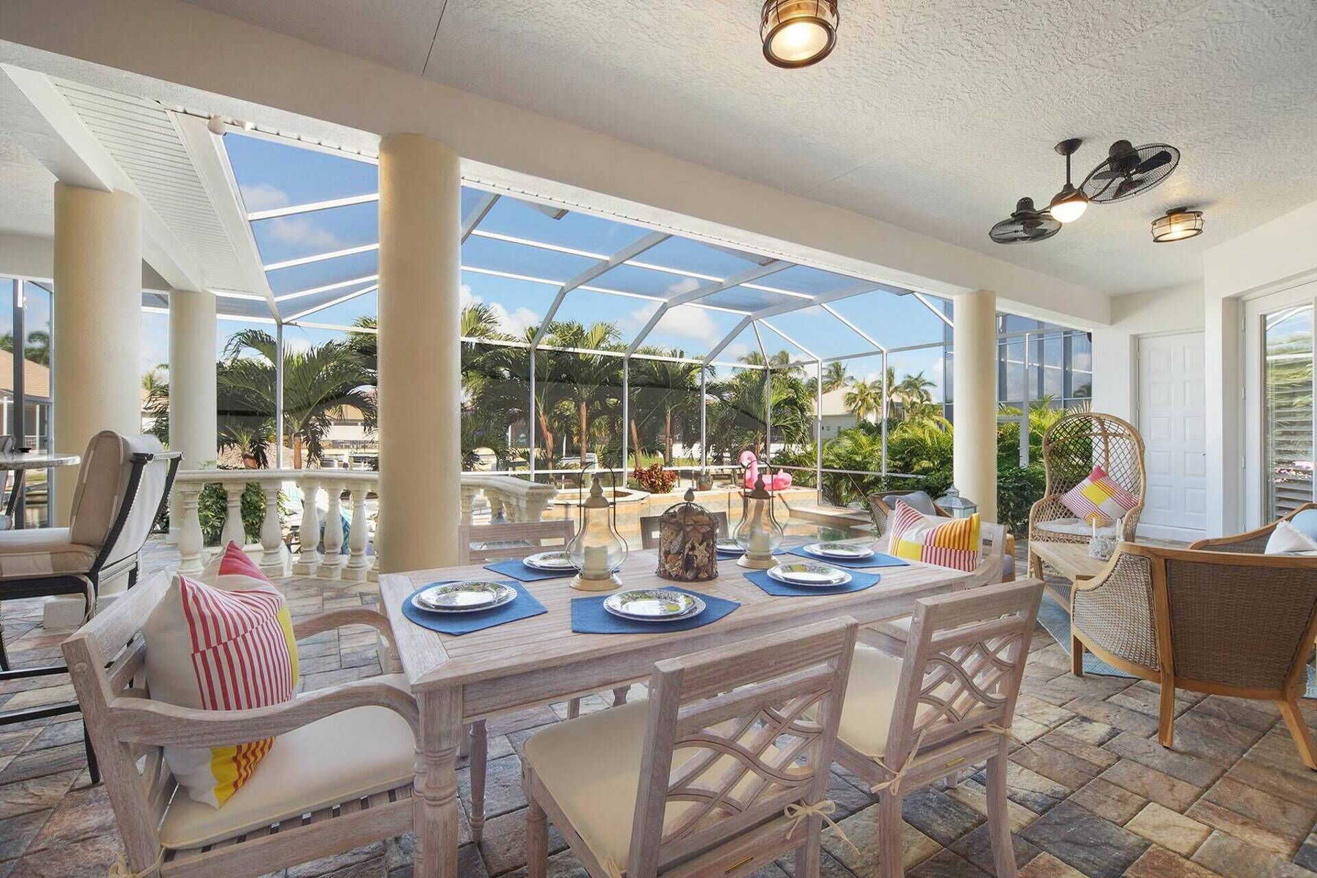 Fabulous large 5-bedroom Villa, Harbor Marina Area. Easy Direct Gulf Access 