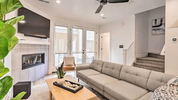 TV, fireplace, offices