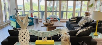 ONLY 50 steps to the beach! FREE Beach cart, Chairs,bikes,kayak,paddle board