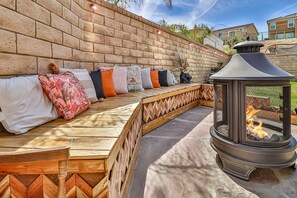 Terrace/patio - CASA BONITA - close to la adventures and nature (Palmdale)
