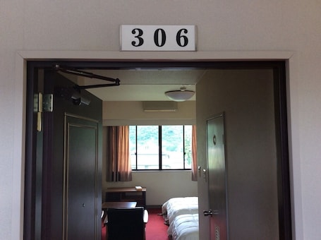 1 bedroom, desk, free WiFi, bed sheets. Dreams of hotelspecific accommodation facilities - No 303 / Uonuma Niigata