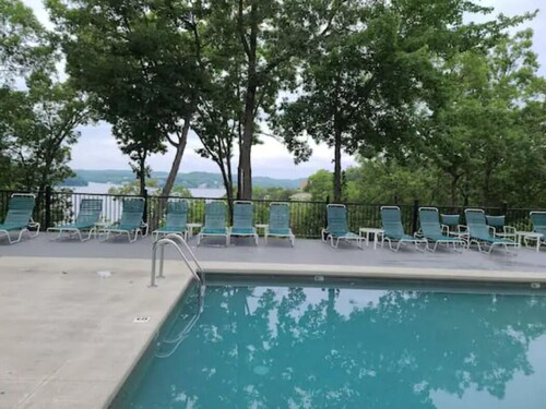 Golf course Margaritaville resort area! Pet friendly 