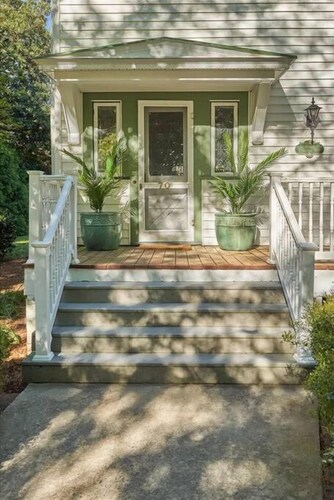 Luxury 5 BR Villa Heart of Village Steps From #2