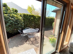 تناول الطعام