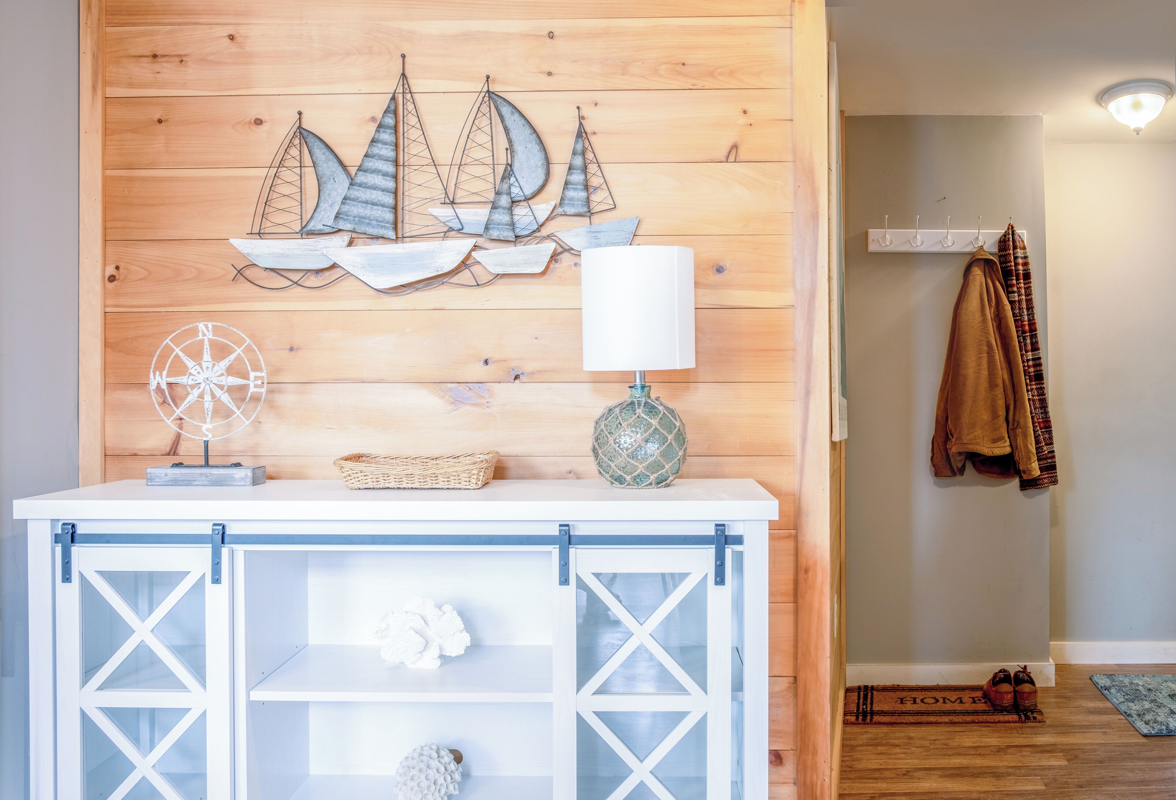 Comfort Apartment, 2 Bedrooms, Kitchen | Living area | TV