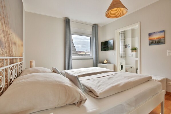 2 Schlafzimmer, Bügeleisen/Bügelbrett, WLAN