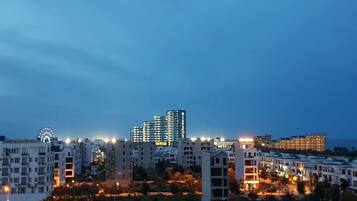 Deluxe Double Room, City View | Minibar, desk, free WiFi, bed sheets