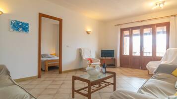 3 slaapkamers, een strijkplank/strijkijzer, beddengoed