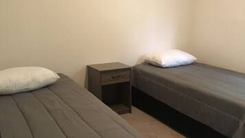 2 makuuhuonetta, ilmainen Wi-Fi, vuodevaatteet