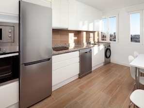 Fridge, microwave, oven, dishwasher