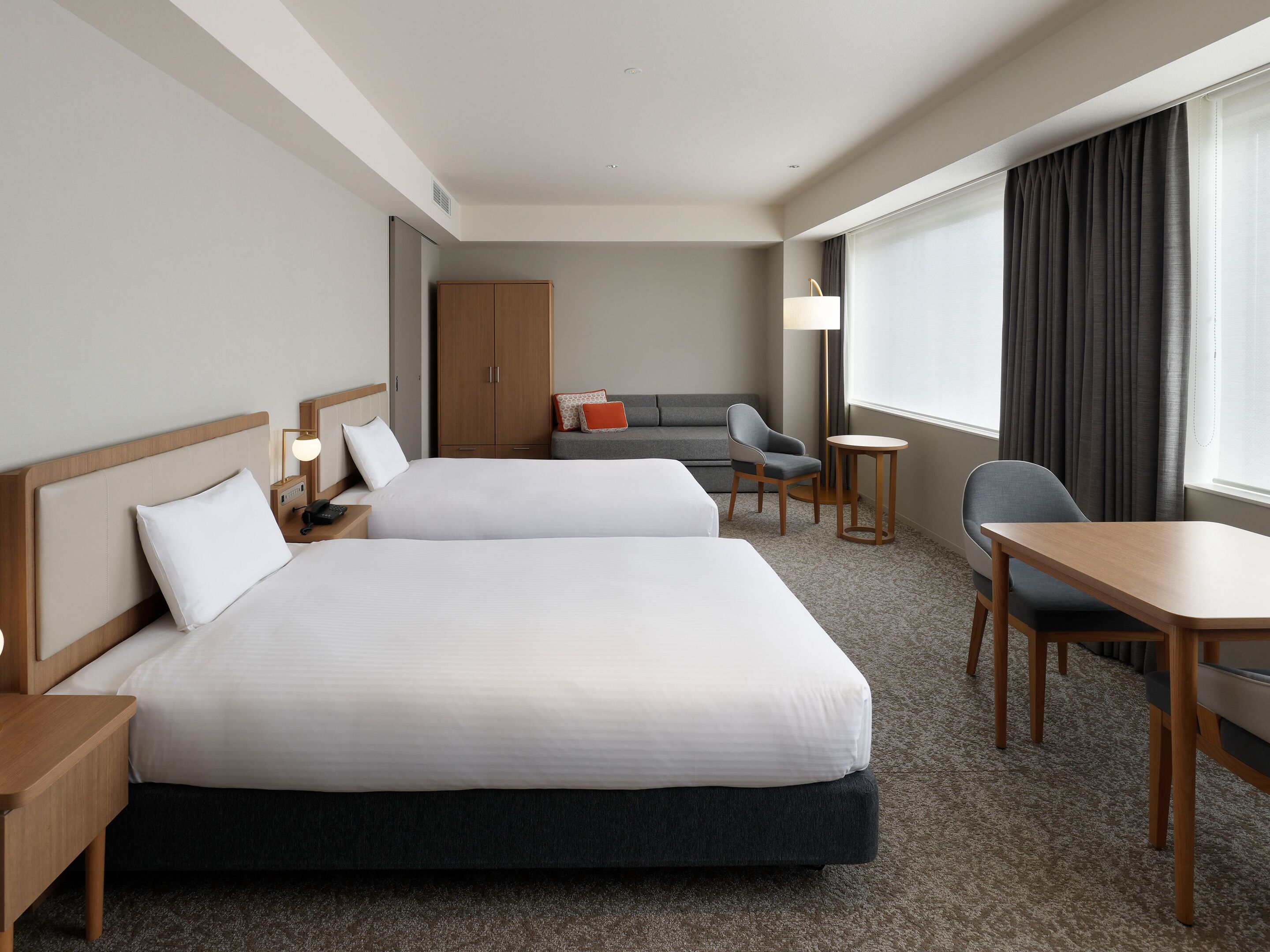 Executive , 2 beds (+ extra) , with kitchen, Non Smoking | In-room safe, blackout drapes, soundproofing, bed sheets