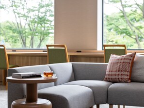 Lounge - Mitsui Garden Hotel Kashiwanoha Park Side Chiba  (Kashiwa)