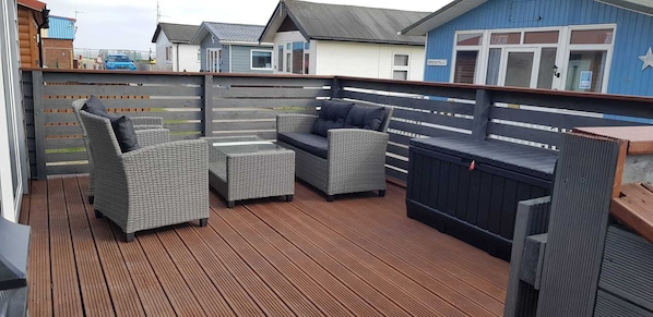 Property grounds - luxury 2-Bed modern chalet in Bridlington (Bridlington)