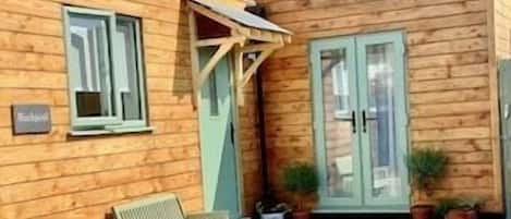 تفاصيل الفندق من الخارج