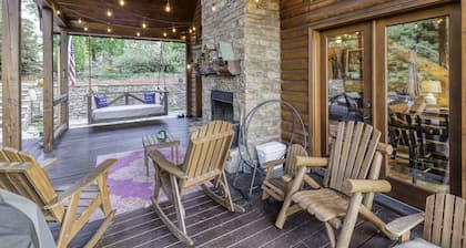 Breathtaking Blue Ridge Mountain Views and Sunset, Sleeps 8!