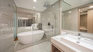 Junior Double Room | Bathroom