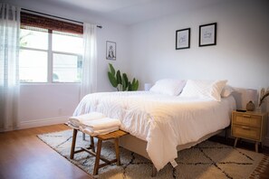 3 bedrooms, free WiFi, bed sheets