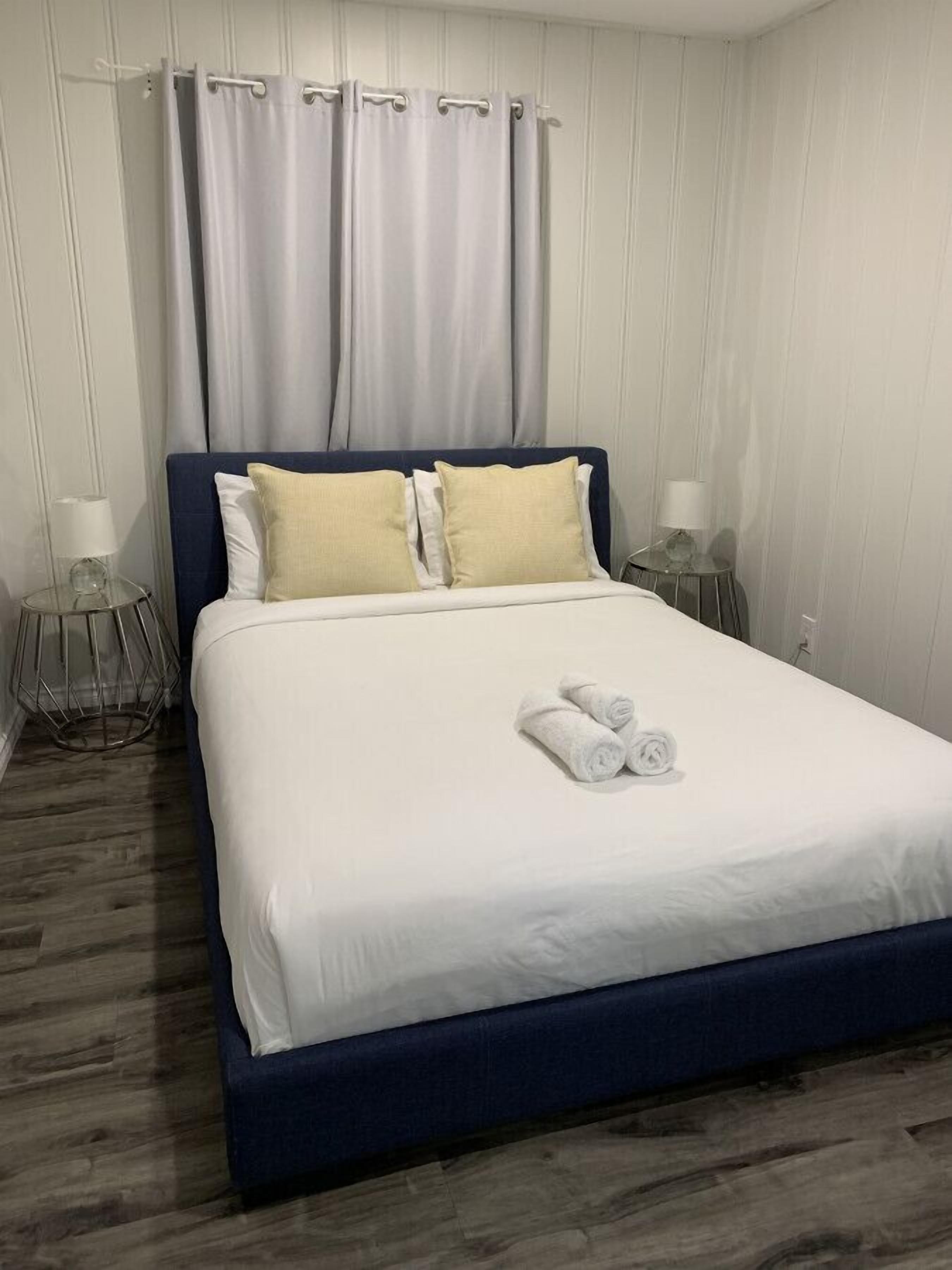 1 quarto, escrivaninha, Wi-Fi de cortesia, roupa de cama