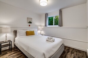 1 chambre, bureau, Wi-Fi gratuit, draps fournis