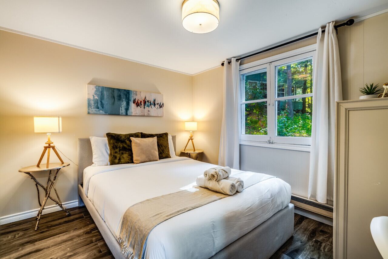 3 bedrooms, desk, free WiFi, bed sheets