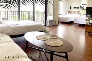 1 habitación, tabla de planchar con plancha, wifi gratis y ropa de cama