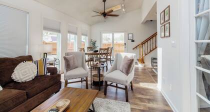 Refreshed downtown home. Easy walk to Main St!