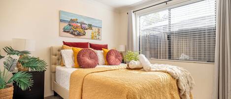 1 غرفة نوم ومكواة/لوح كي وواي فاي مجانًا وملاءات أسرّة