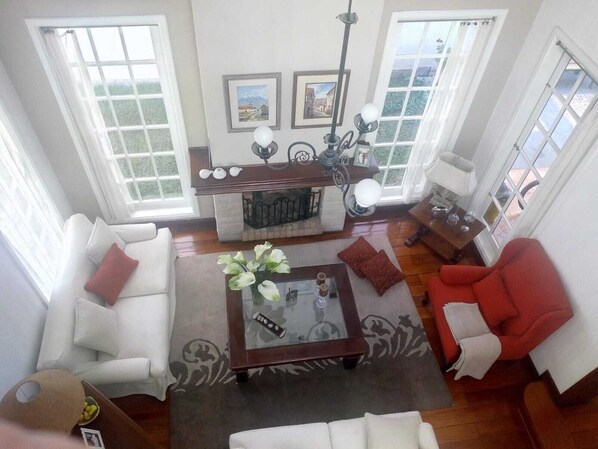 TV, fireplace, video games, computer monitors