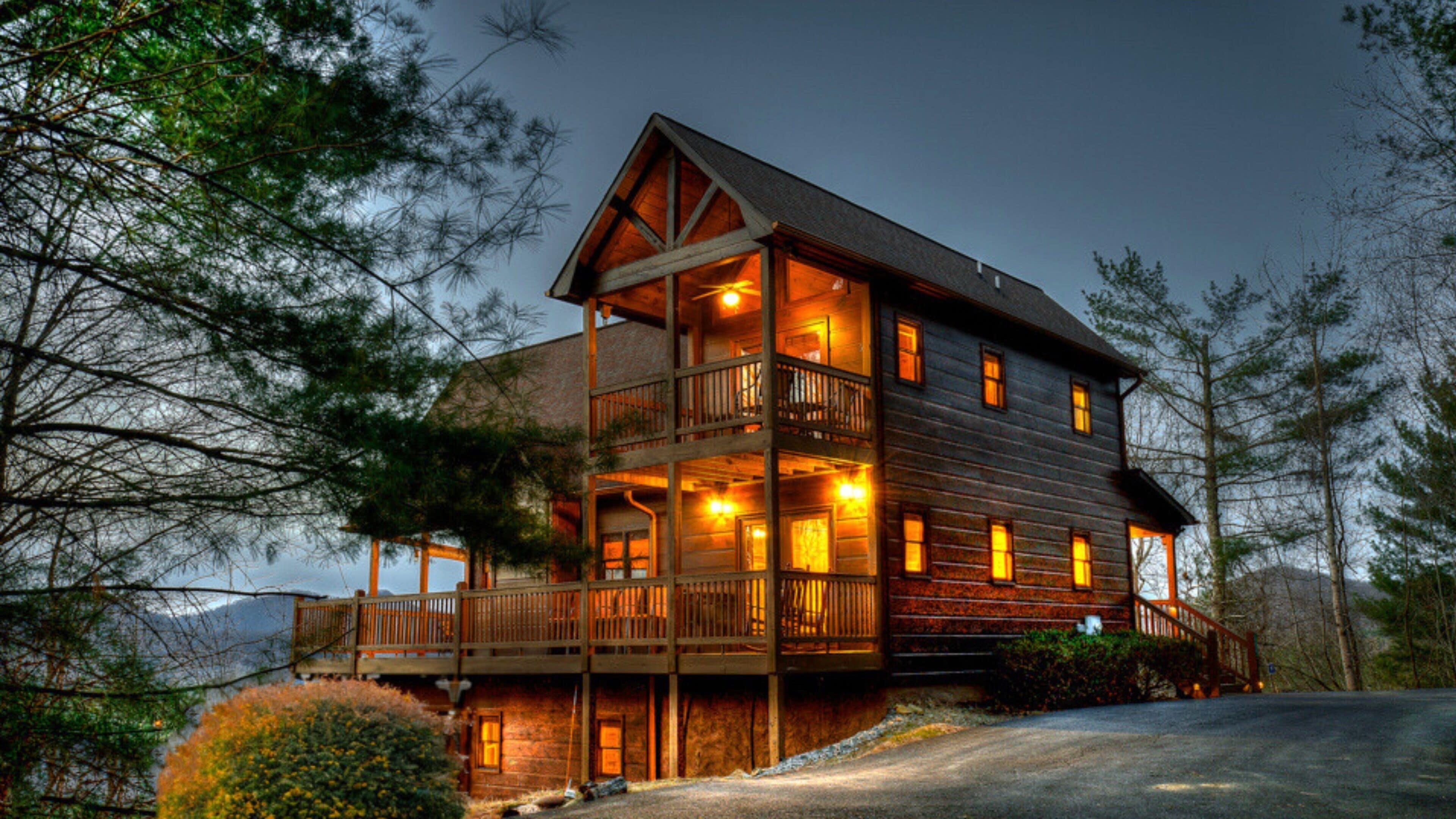 1 Amazing View - Mountain Views | Hot Tub | Arcade | Outdoor Fireplace