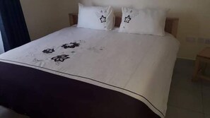 Deluxe-huoneisto | 3 makuuhuonetta, silitysrauta/-lauta, ilmainen Wi-Fi