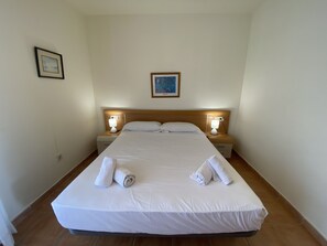3 habitaciones, wifi gratis y ropa de cama 