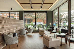 Bar (on property) - Leonardo Hotel San Sebastián (San Sebastián)