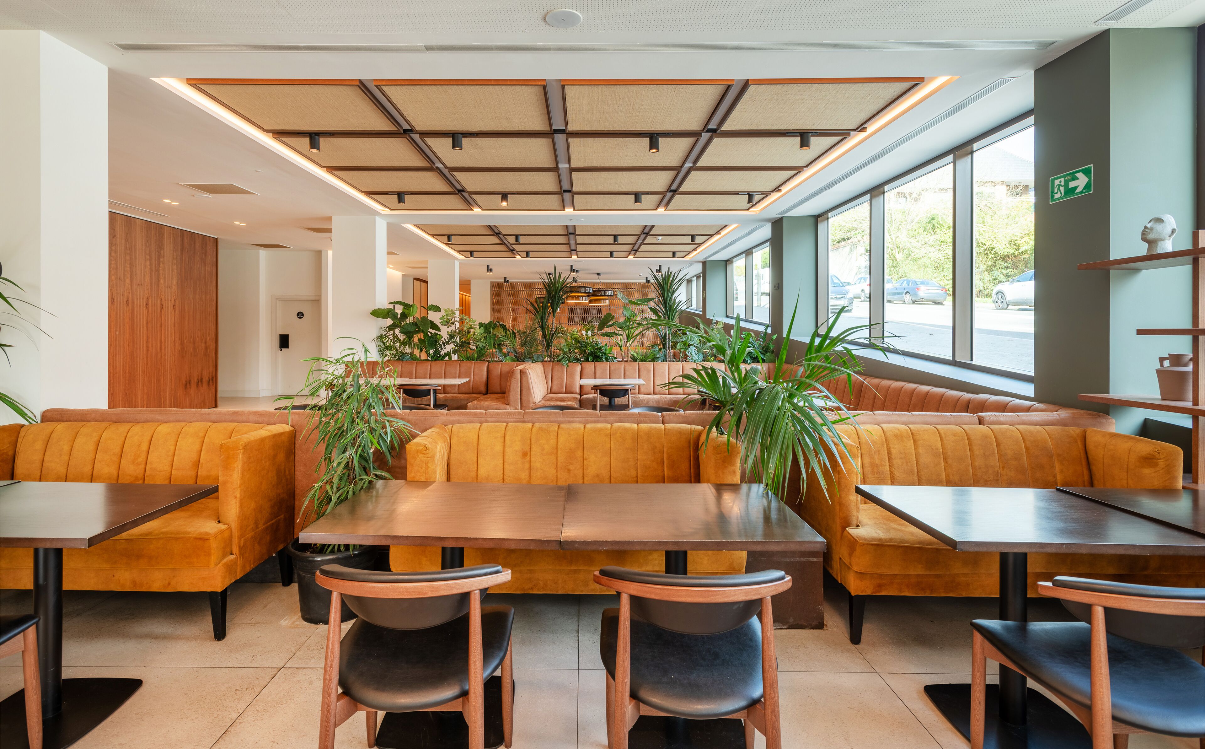 Dagelijks ontbijtbuffet (EUR 15 per persoon)