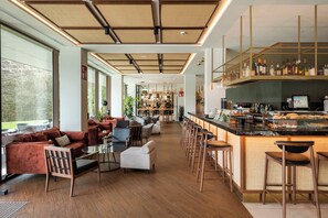 Bar (on property) - Leonardo Hotel San Sebastián (San Sebastián)