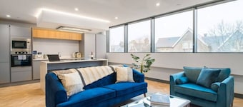 Exquisite 2 Bed Duplex Apt | Secure Parking | Gym