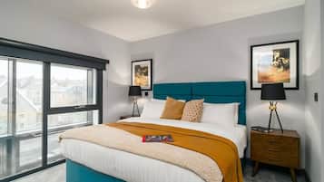 1 bedroom, desk, iron/ironing board, WiFi